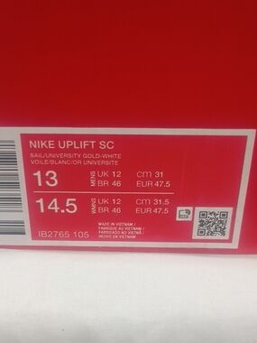 Nike Uplift SC Kids Shoes in Sail and University Gold